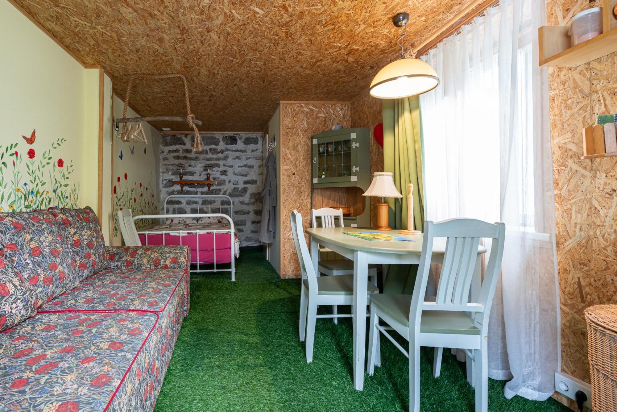City Center Garden Camping Tallinn Extérieur photo