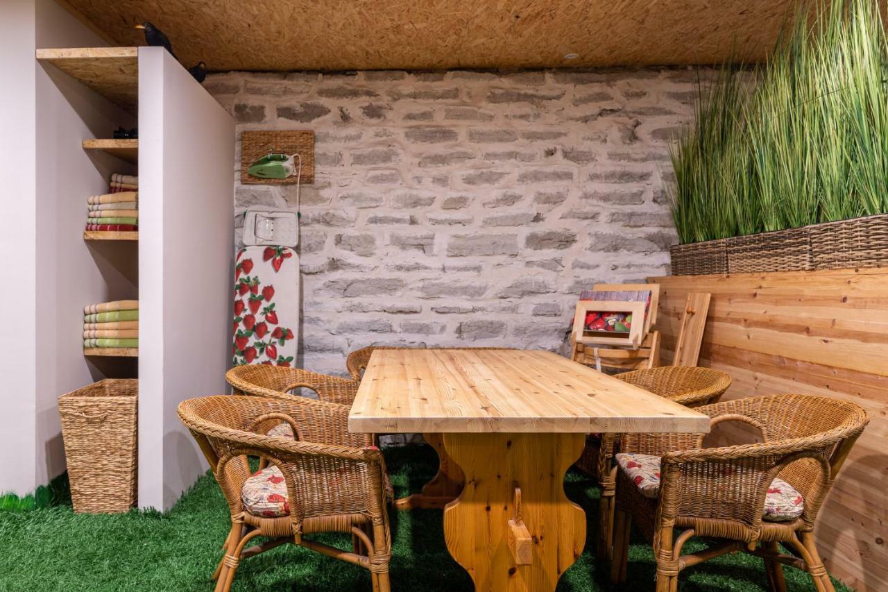 City Center Garden Camping Tallinn Extérieur photo